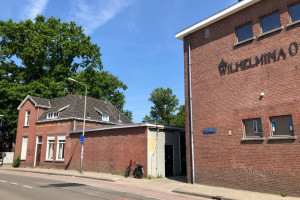 PvdA roept op tot bescherming hoofdonderwijzerswoning en bijbehorende tuin aan de Veldhovenring